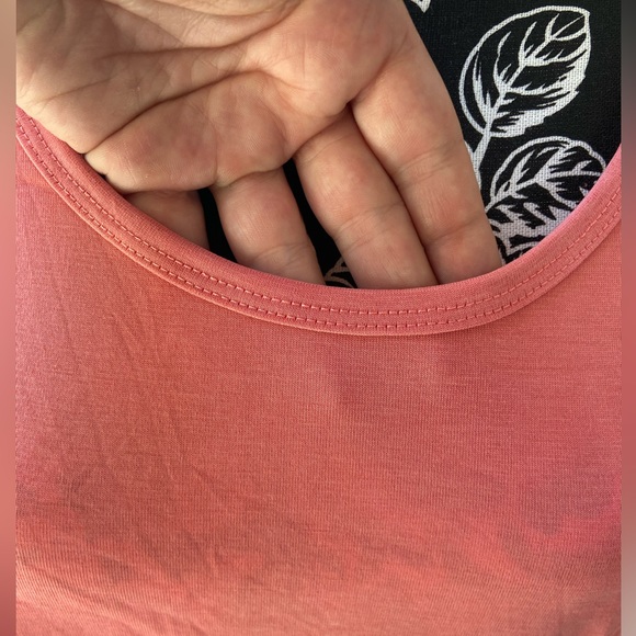 Lularoe Perfect T Size Small S (8-14) BRAND NEW! - Picture 5 of 6